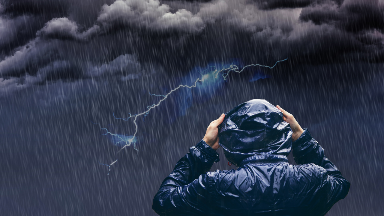 IMD Heavy Rain Alert: 60km/h की तेज हवाओं और लगातार 5 दिन बारिश की चेतावनी